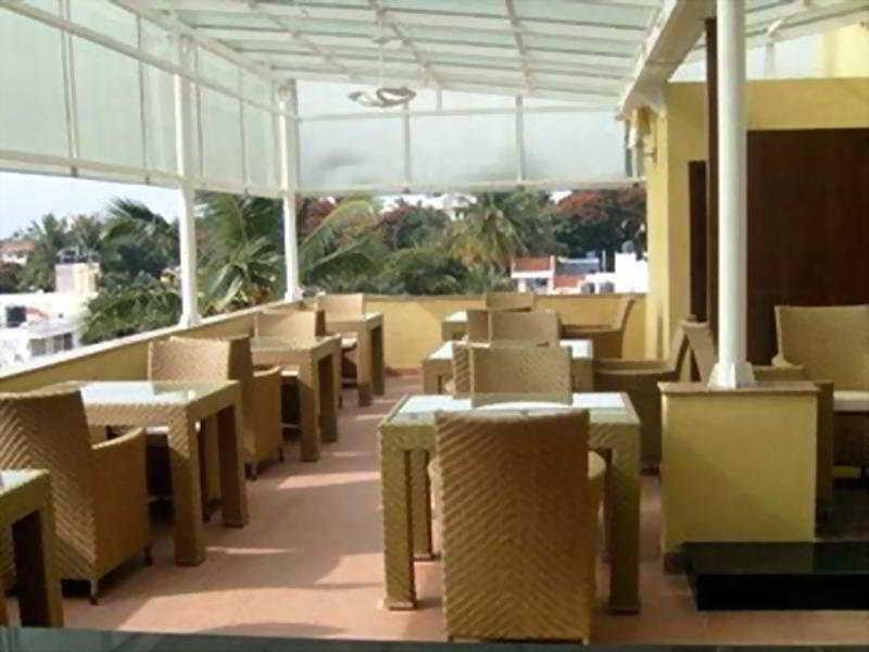 Aparthotel Justa Indiranagar Bengaluru Zewnętrze zdjęcie
