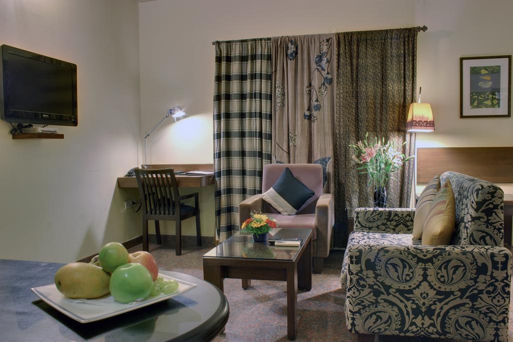 Aparthotel Justa Indiranagar Bengaluru Zewnętrze zdjęcie