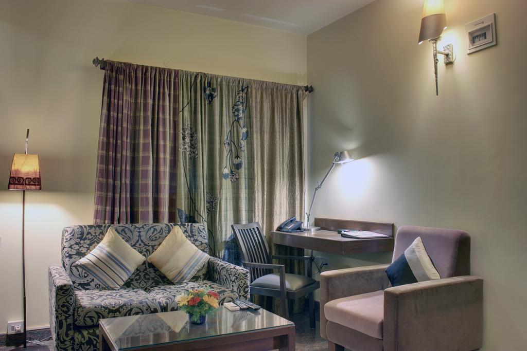 Aparthotel Justa Indiranagar Bengaluru Zewnętrze zdjęcie